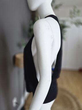 Black Womens Drape Front Side  Cutout Top With Wide Hem